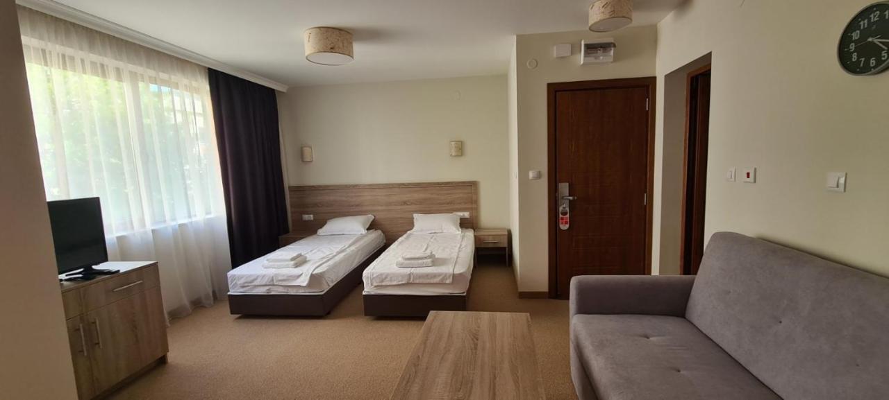 Geppy Hotel *